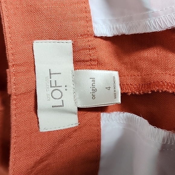 LOFT ORANGE SHORT/ SIZE 4 - Picture 4 of 13